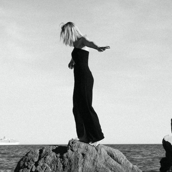 Meet your Posher, Madison - Picture 1 of 3